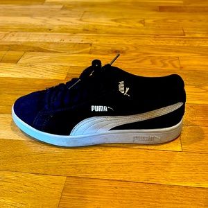 Puma navy Boy sneakers